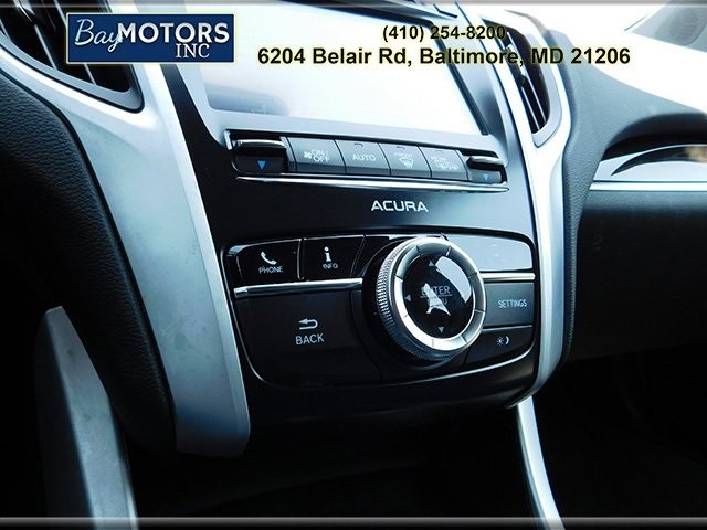 Acura TLX Vehicle Full-screen Gallery Image 21