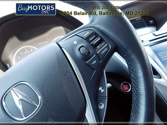 Acura TLX Vehicle Full-screen Gallery Image 22