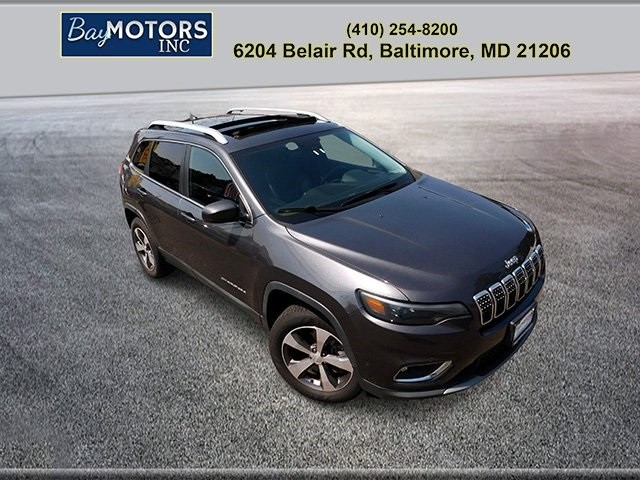 Jeep Cherokee Vehicle Full-screen Gallery Image 2