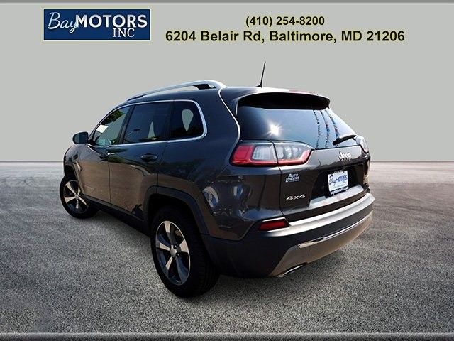 Jeep Cherokee Vehicle Full-screen Gallery Image 5