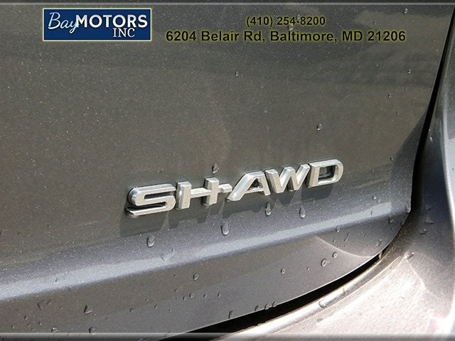 Acura MDX Vehicle Full-screen Gallery Image 6