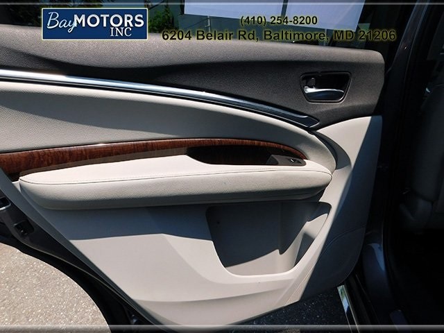 Acura MDX Vehicle Full-screen Gallery Image 12
