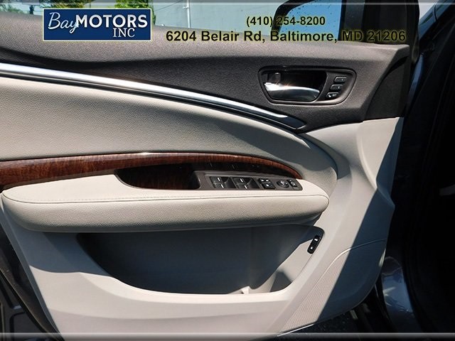 Acura MDX Vehicle Full-screen Gallery Image 16