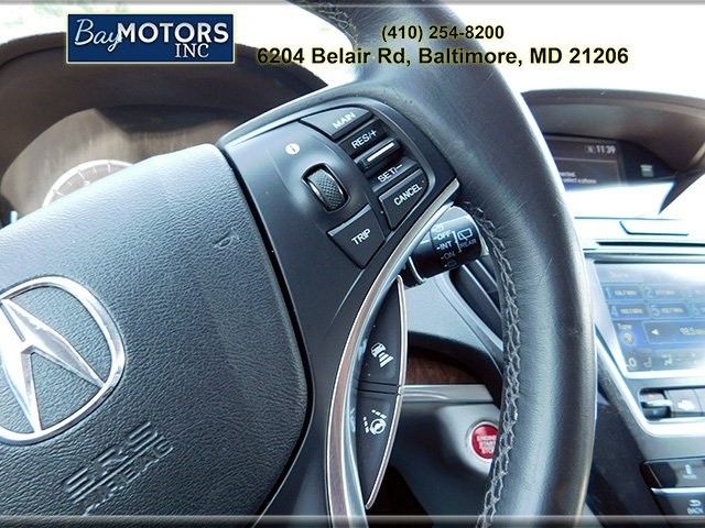 Acura MDX Vehicle Full-screen Gallery Image 24