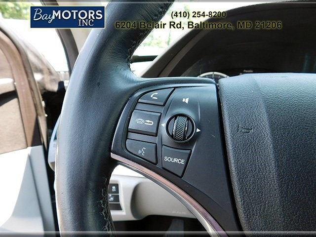 Acura MDX Vehicle Full-screen Gallery Image 25