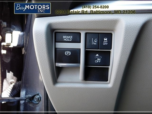 Acura MDX Vehicle Full-screen Gallery Image 27