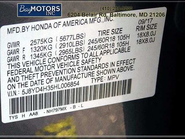 Acura MDX Vehicle Full-screen Gallery Image 29