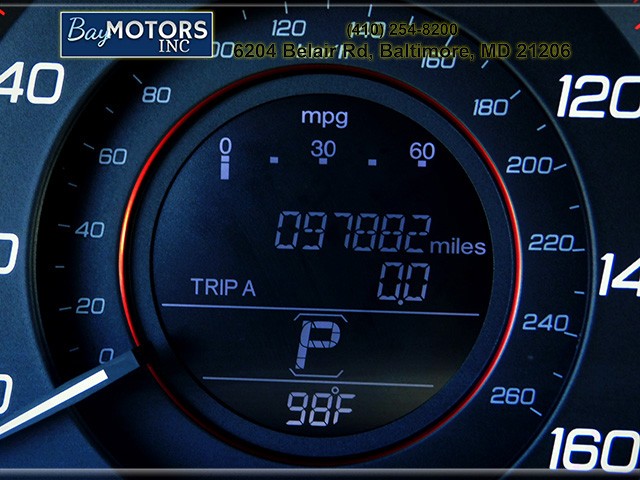 Honda Accord Coupe Vehicle Full-screen Gallery Image 16