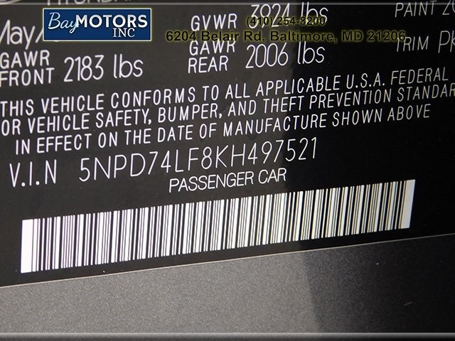 Hyundai Elantra Vehicle Full-screen Gallery Image 23