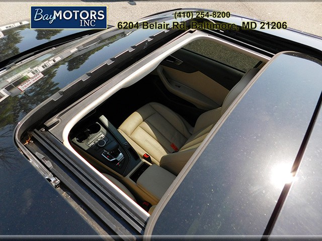 Audi A4 Vehicle Full-screen Gallery Image 7
