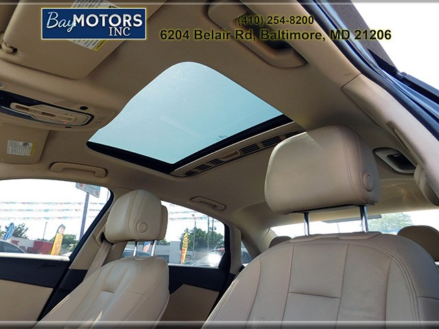 Audi A4 Vehicle Full-screen Gallery Image 15