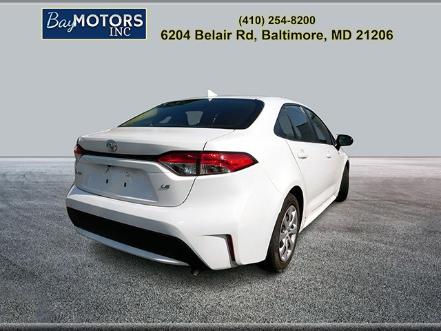 Toyota Corolla Vehicle Full-screen Gallery Image 5