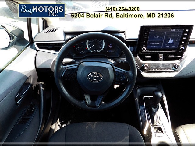 Toyota Corolla Vehicle Full-screen Gallery Image 10