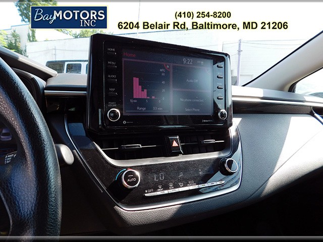 Toyota Corolla Vehicle Full-screen Gallery Image 13