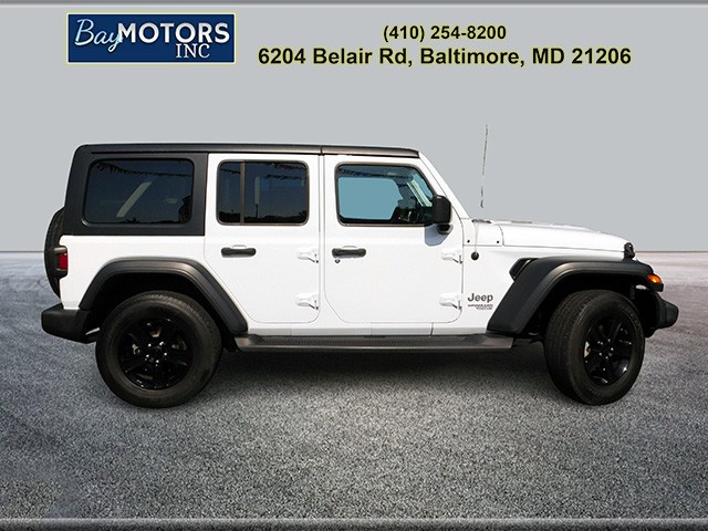 Jeep Wrangler Unlimited Vehicle Full-screen Gallery Image 3