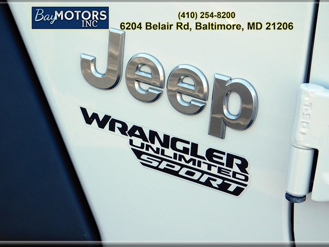 Jeep Wrangler Unlimited Vehicle Full-screen Gallery Image 7