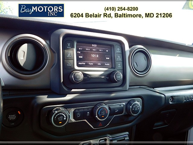 Jeep Wrangler Unlimited Vehicle Full-screen Gallery Image 14