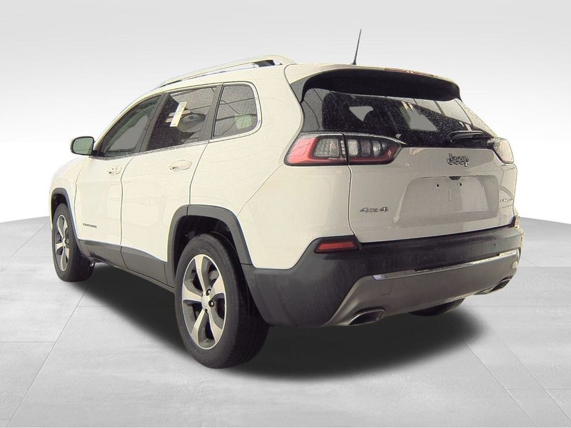 Jeep Cherokee Vehicle Full-screen Gallery Image 4