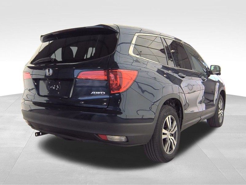 Honda Pilot Vehicle Full-screen Gallery Image 3