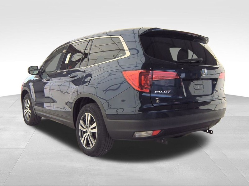 Honda Pilot Vehicle Full-screen Gallery Image 4