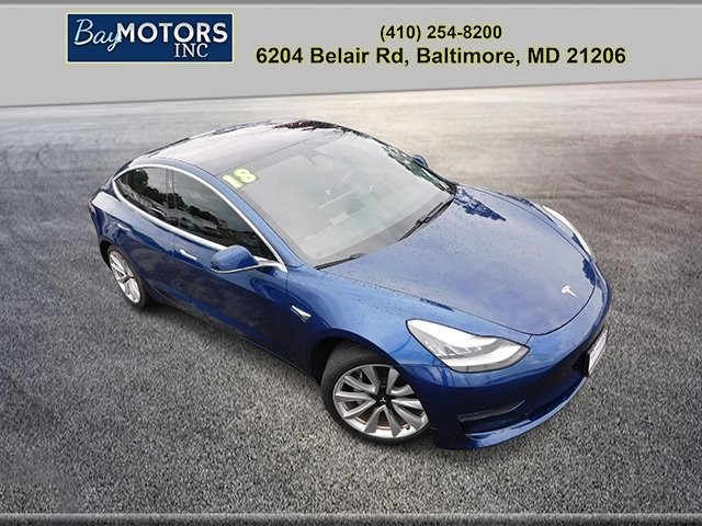 Tesla Model 3 Vehicle Full-screen Gallery Image 2