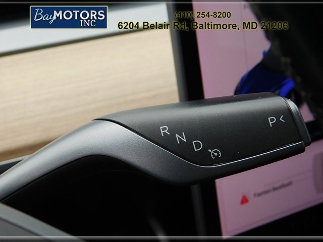 Tesla Model 3 Vehicle Full-screen Gallery Image 21