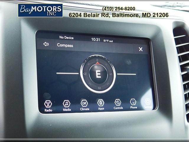 Jeep Cherokee Vehicle Full-screen Gallery Image 20