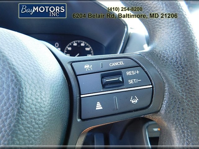 Honda CR-V Vehicle Full-screen Gallery Image 22
