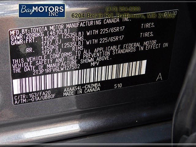 Toyota RAV4 Vehicle Full-screen Gallery Image 26