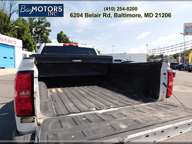 Chevrolet Silverado Vehicle Full-screen Gallery Image 6