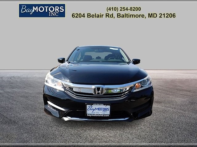 Honda Accord Vehicle Full-screen Gallery Image 2