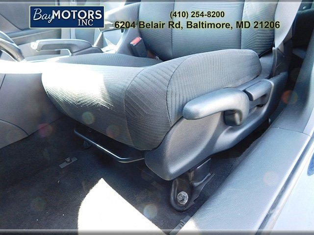 Honda Accord Vehicle Full-screen Gallery Image 12