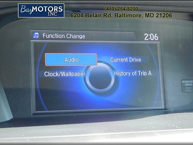 Honda Accord Vehicle Full-screen Gallery Image 14
