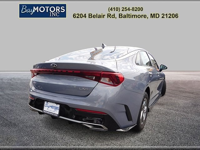 Kia K5 Vehicle Full-screen Gallery Image 5