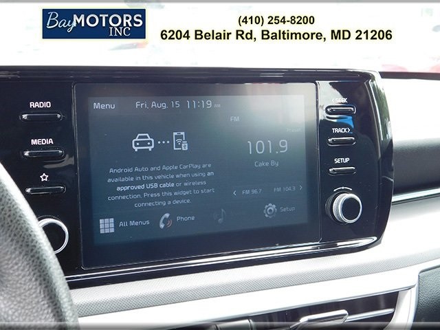 Kia K5 Vehicle Full-screen Gallery Image 15