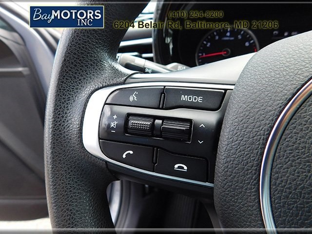 Kia K5 Vehicle Full-screen Gallery Image 20