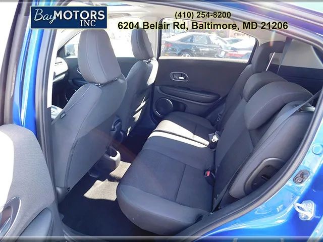 Honda HR-V Vehicle Full-screen Gallery Image 10
