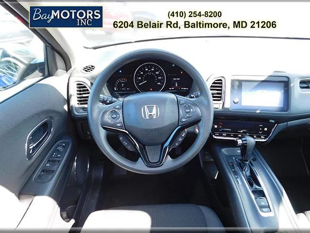 Honda HR-V Vehicle Full-screen Gallery Image 11