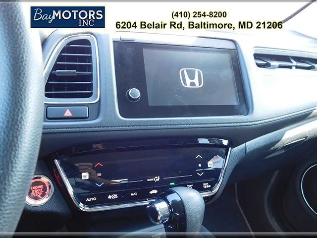 Honda HR-V Vehicle Full-screen Gallery Image 17