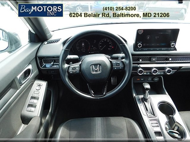 Honda Civic Sedan Vehicle Full-screen Gallery Image 10