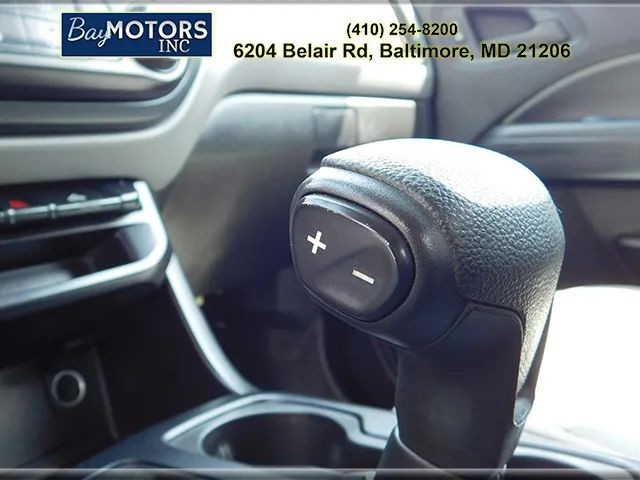 Chevrolet Colorado E Vehicle Full-screen Gallery Image 15