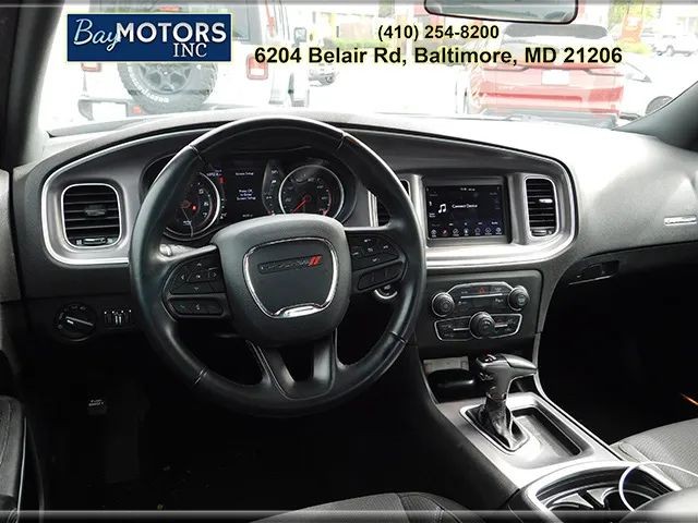 Dodge Charger Vehicle Full-screen Gallery Image 8