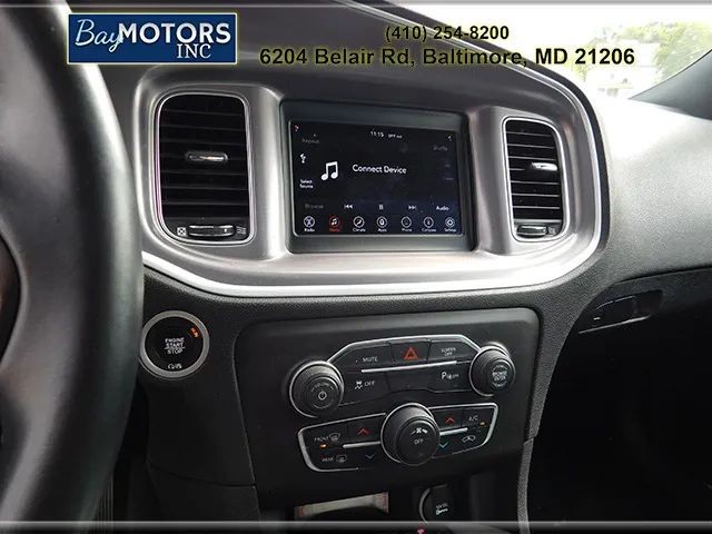 Dodge Charger Vehicle Full-screen Gallery Image 11