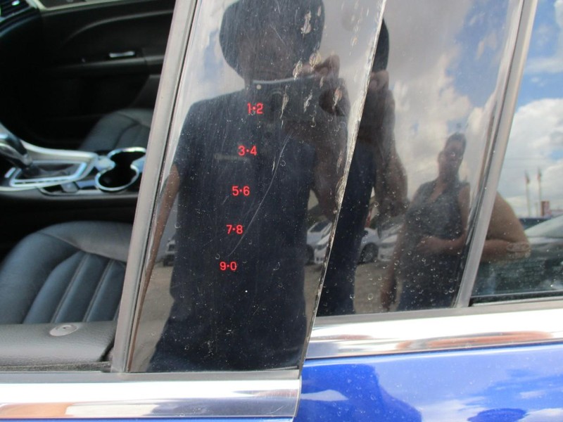 Ford Fusion Vehicle Image 19