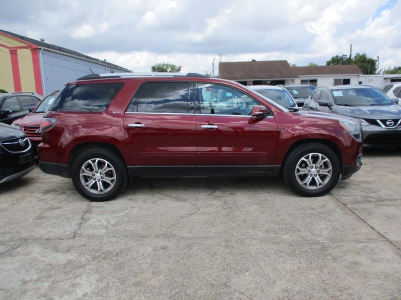 GMC Acadia Vehicle Image 04