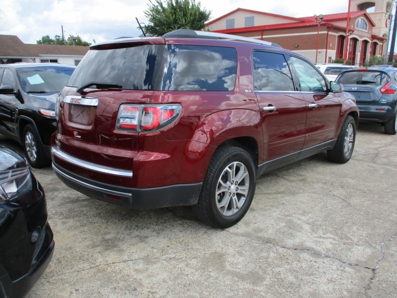 GMC Acadia Vehicle Image 05