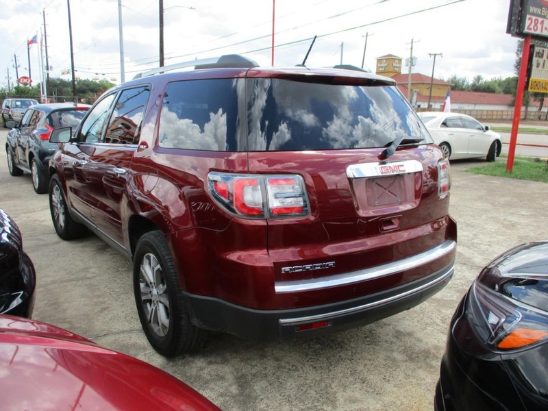 GMC Acadia Vehicle Image 06
