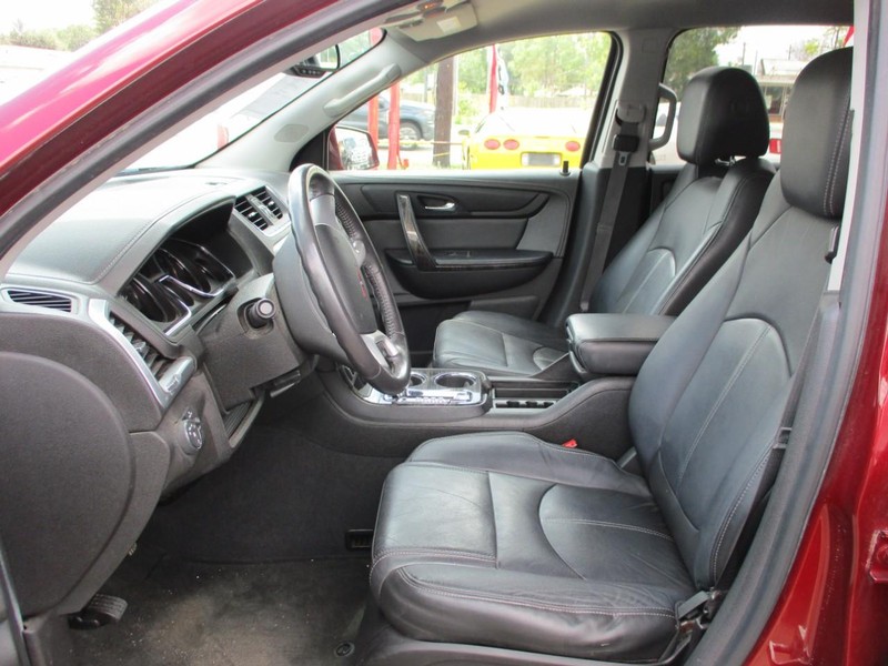 GMC Acadia Vehicle Image 07