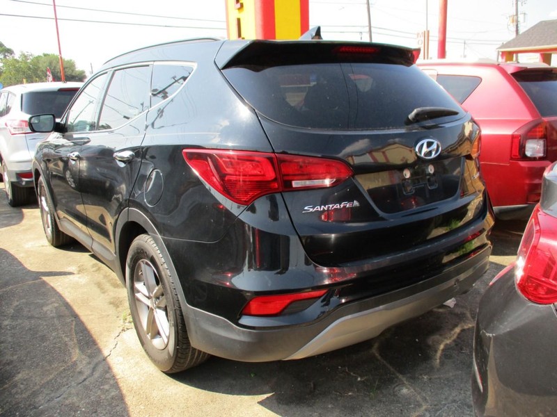 Hyundai Santa Fe Sport Vehicle Image 04