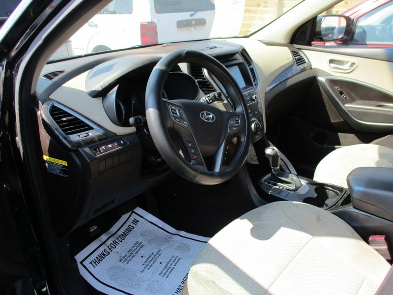 Hyundai Santa Fe Sport Vehicle Image 05